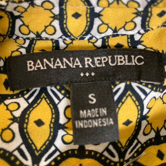 Banana Republic Blouse Size Small - Picture 3 of 4